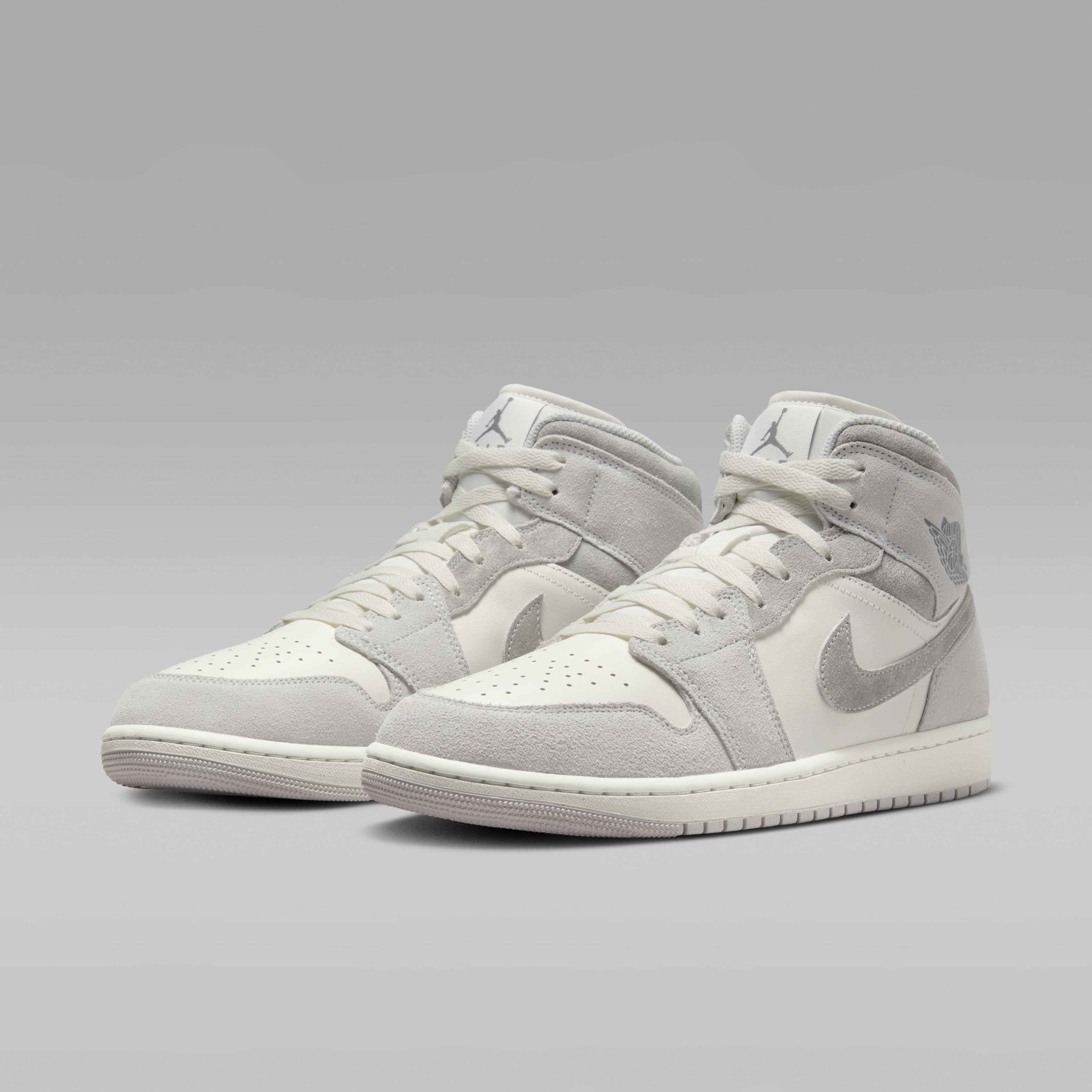 Nike Air Jordan 1 Mid SE Men s Shoes King s Cross